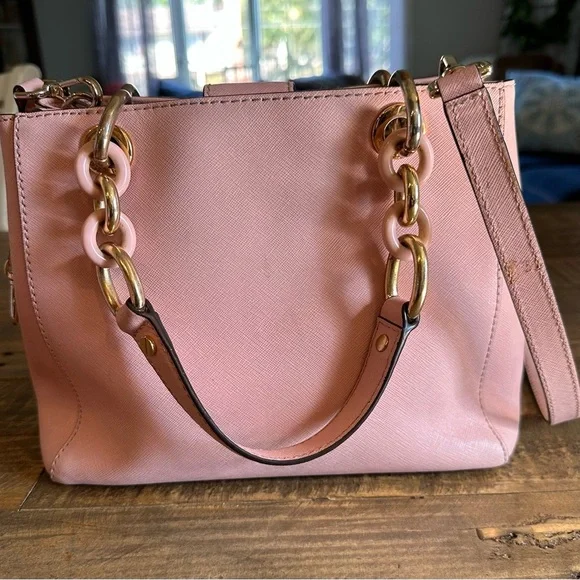 Michael Kors Cynthia Ballet Pink Leather Crossbody Bag - Picture 2 of 8